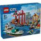 LEGO City 60422 Tengerparti kikötő teherszállító hajóval