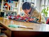 LEGO City 60423 Belvárosi villamos és megálló